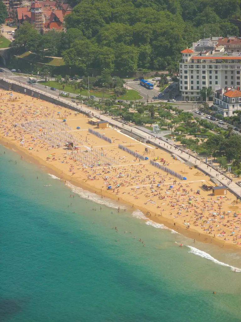 Ondarreta Beach